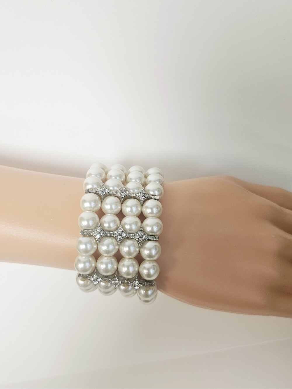 Multi-layer Faux Pearl And Rhinestone Stretch Bracelet 6"